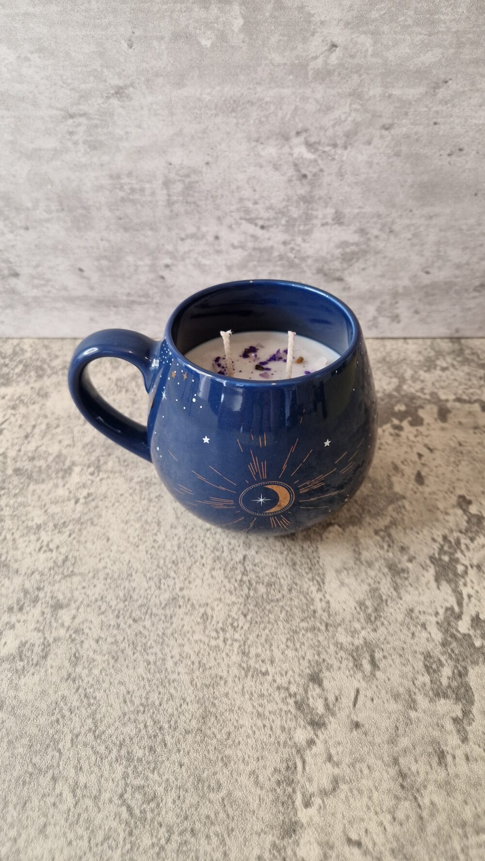 Wood Sage & Sea Salt Blue Crescent Moon Mug Candle - 300ml - Image 2